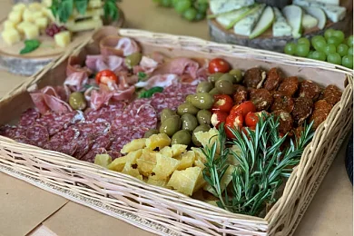 Набор сырно-мясной гастрономии