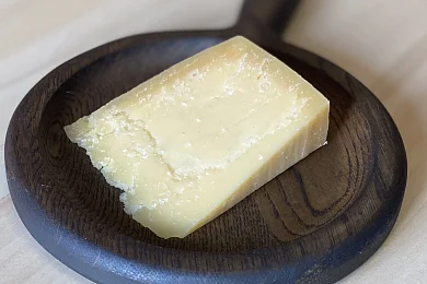 Сыр Визен Грана 38% "Mifroma.Heidi"