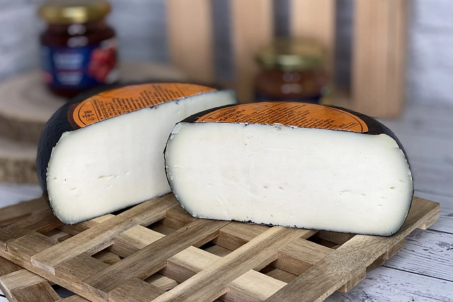 Сыр Совье козий, 46% "Сырный мир"