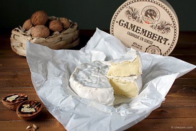 Сыр Камамбер Герцензе "Margot Fromages S.A" 200г (в бересте)