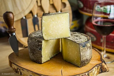 Сыр Овечий Резерв 50% "Рота Агро"