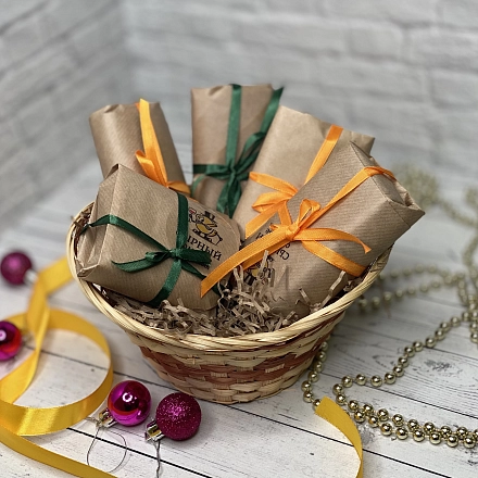 Праздничная корзина мини